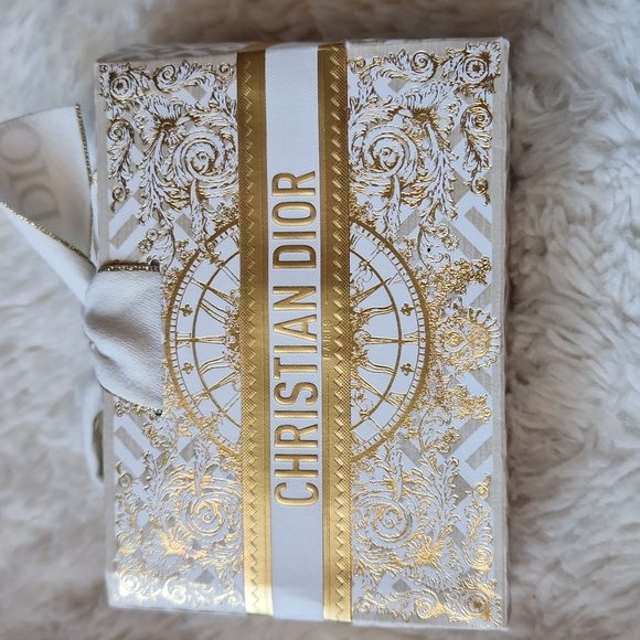 Louis Vuitton Forest Green Key Holder With Dust Bag Women's Wallet - Picture 12 of 12